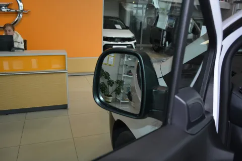 Opel Combo Cargo 1.5d 100к.с. 6МТ L2