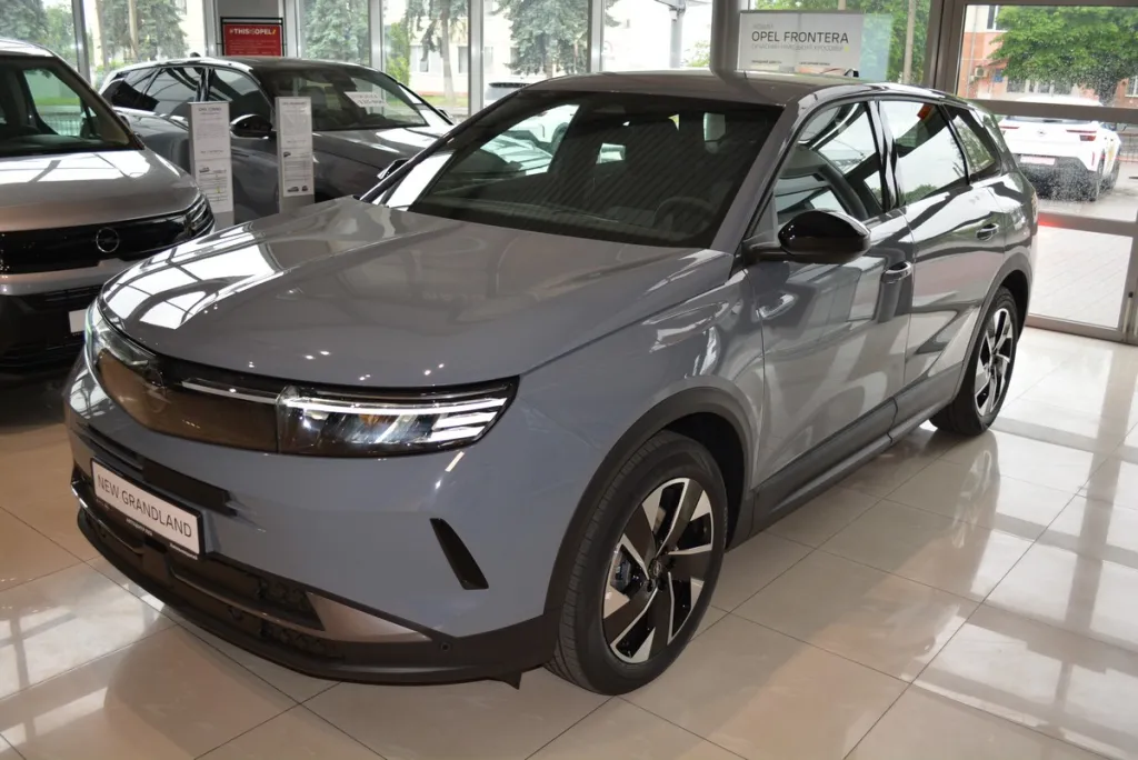 Opel Grandland 1.6 бензин 180 к.с. 6АТ Edition 2025 рік