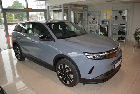 Opel Grandland 1.6 бензин 180 к.с. 6АТ Edition 2025 рік