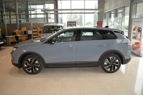 Opel Grandland 1.6 бензин 180 к.с. 6АТ Edition 2025 рік