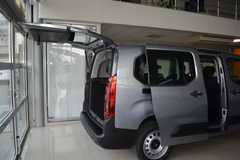 Opel Combo 1.5d 100к.с. 6MT Edition L2 - 2025 рік