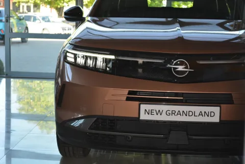 Opel Grandland 1.6 бензин 180 к.с. 6АТ Edition 2025 рік