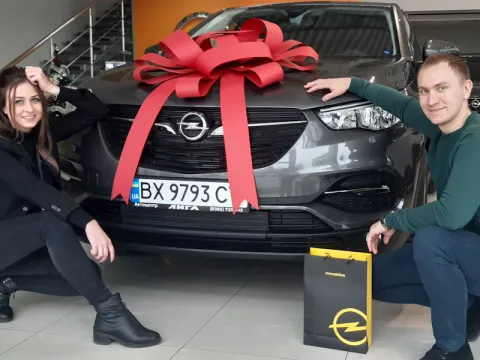 Щасливий клієнт Opel ЛІГА