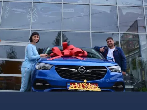 Щасливий клієнт Opel ЛІГА