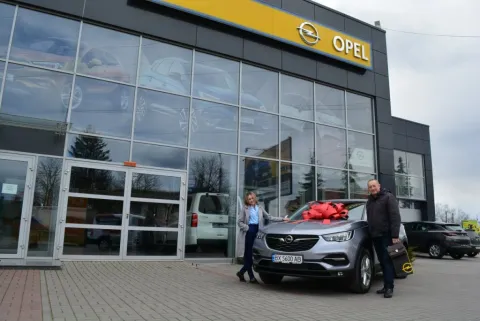 Щасливий клієнт Opel ЛІГА