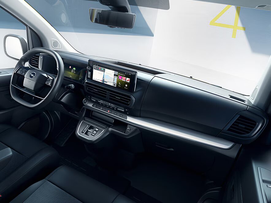 Opel Vivaro — цифрова панель приладів