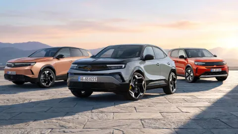 «Золоте кермо» та багато інших нагород: тріо кросоверів Opel — Opel Grandland, Opel Mokka, Opel Frontera — досягло неймовірних успіхів