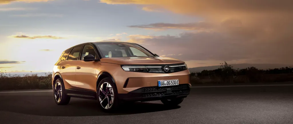 Грандіозна презентація Нового Opel Grandland: автомобілі вже в Україні, вже в салонах дилерів!